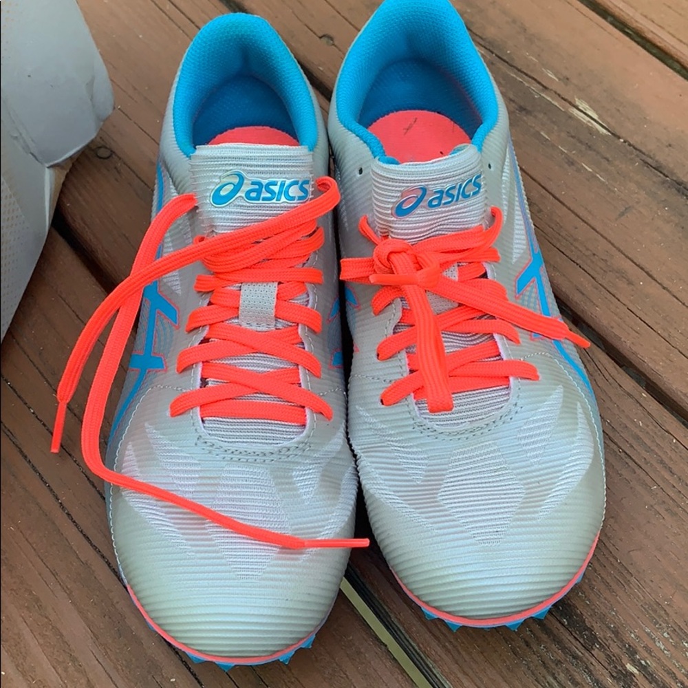 ASICS size 8 women’s track running shoes